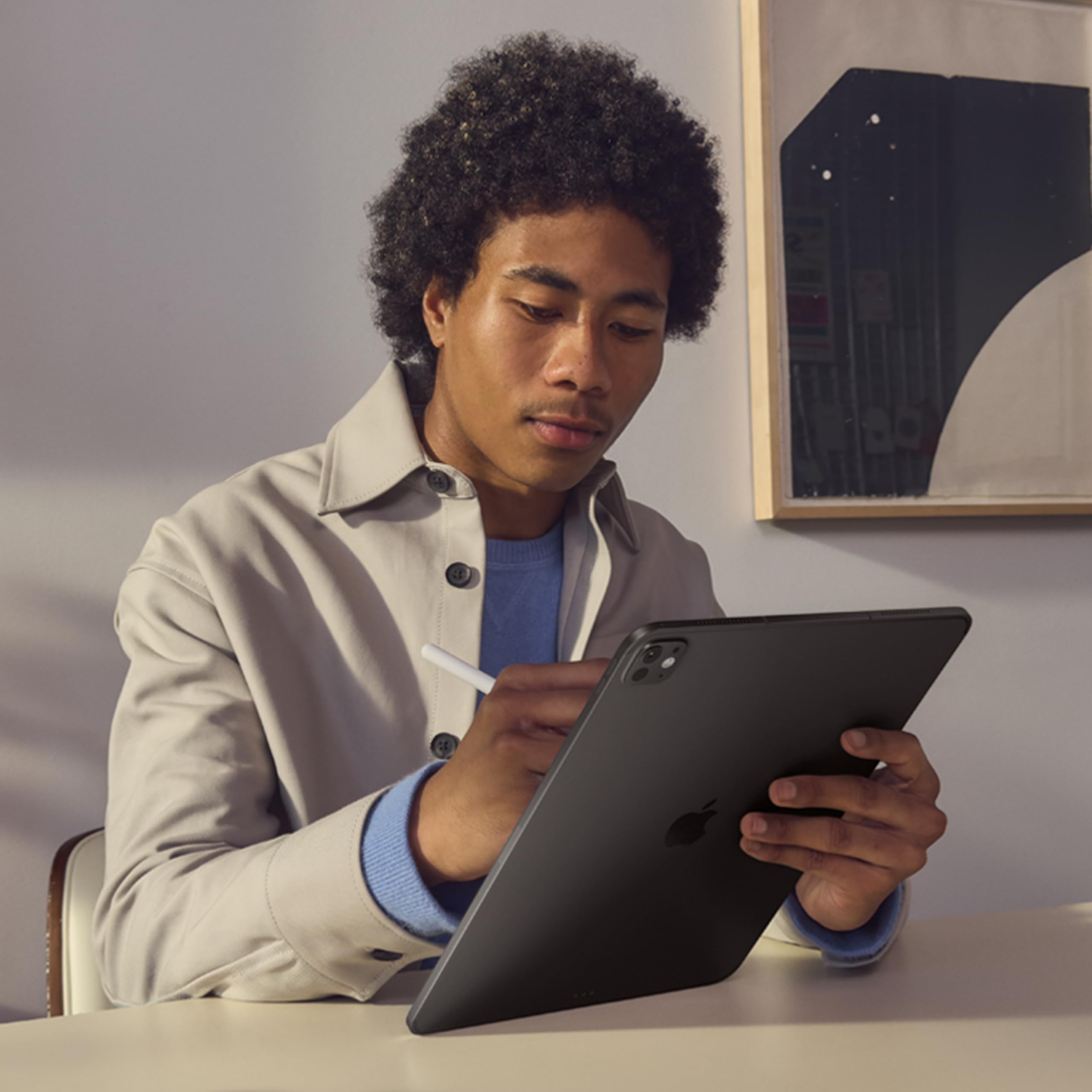 Apple iPad Pro 13-inch (M5): Ultra Retina XDR Display, 256GB, Landscape 12MP Front Camera/12MP Back Camera, LiDAR Scanner, Wi-Fi 7 with Apple N1, Face ID, All-Day Battery Life — Silver - Image 71