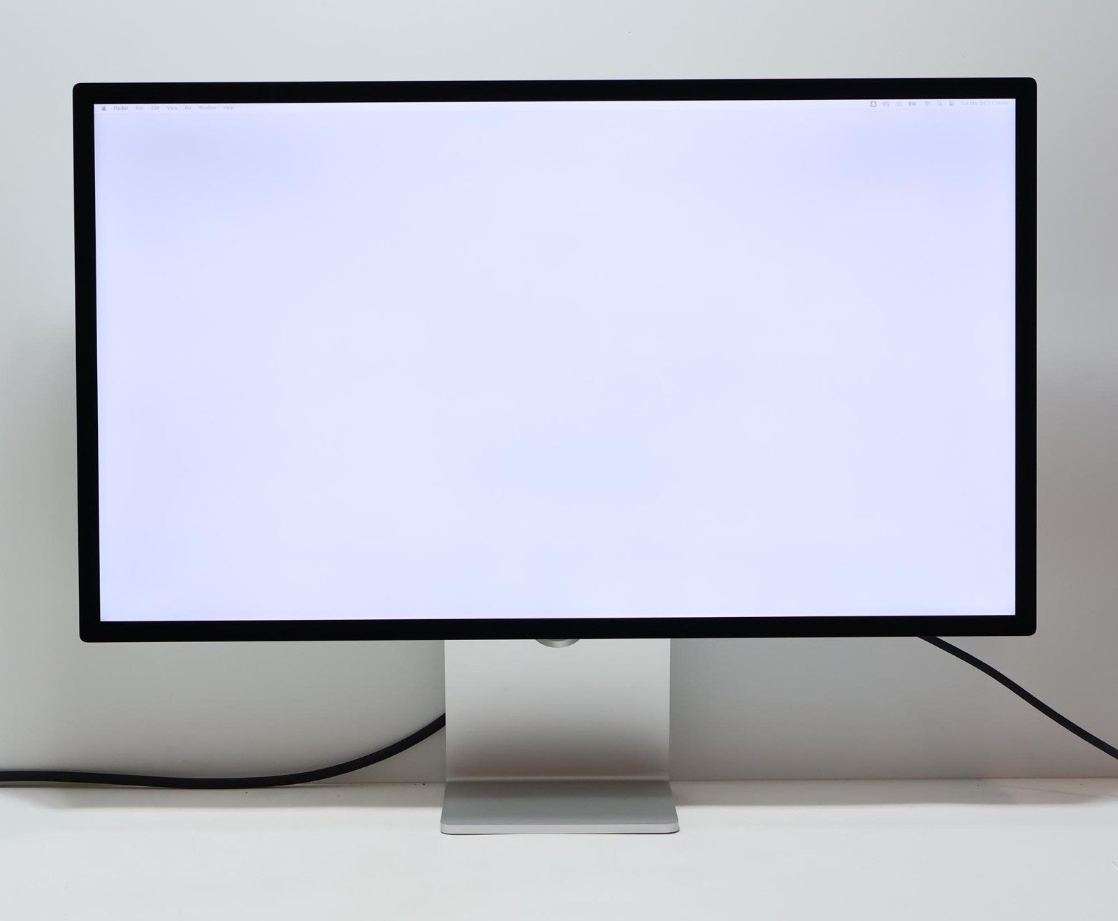 Apple Studio Display 5K Retina 27" MK0U3LL/A - Standard Tilt Stand - Image 5