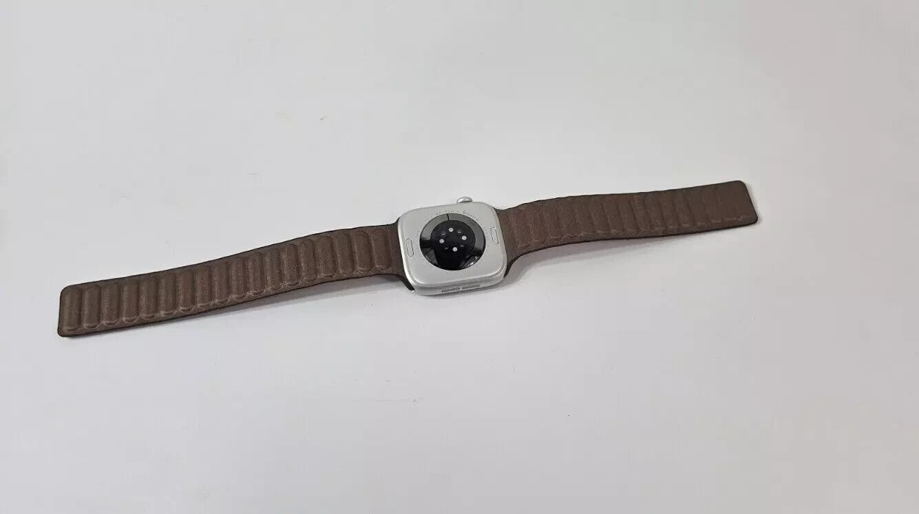 Apple Watch Series 10 GPS + Cellular 46mm Smartwatch Aluminium Case - Excellent - Image 46